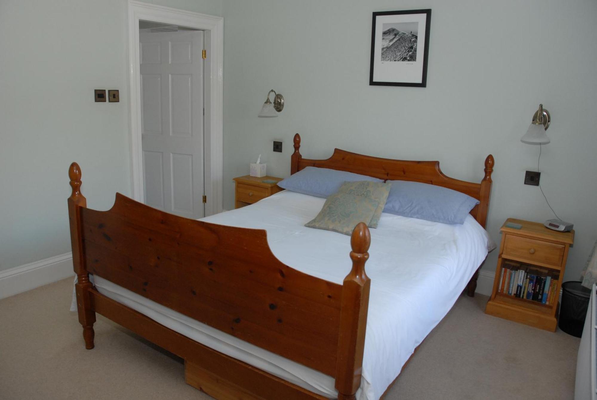 Rushop Hall Castleton  Room photo