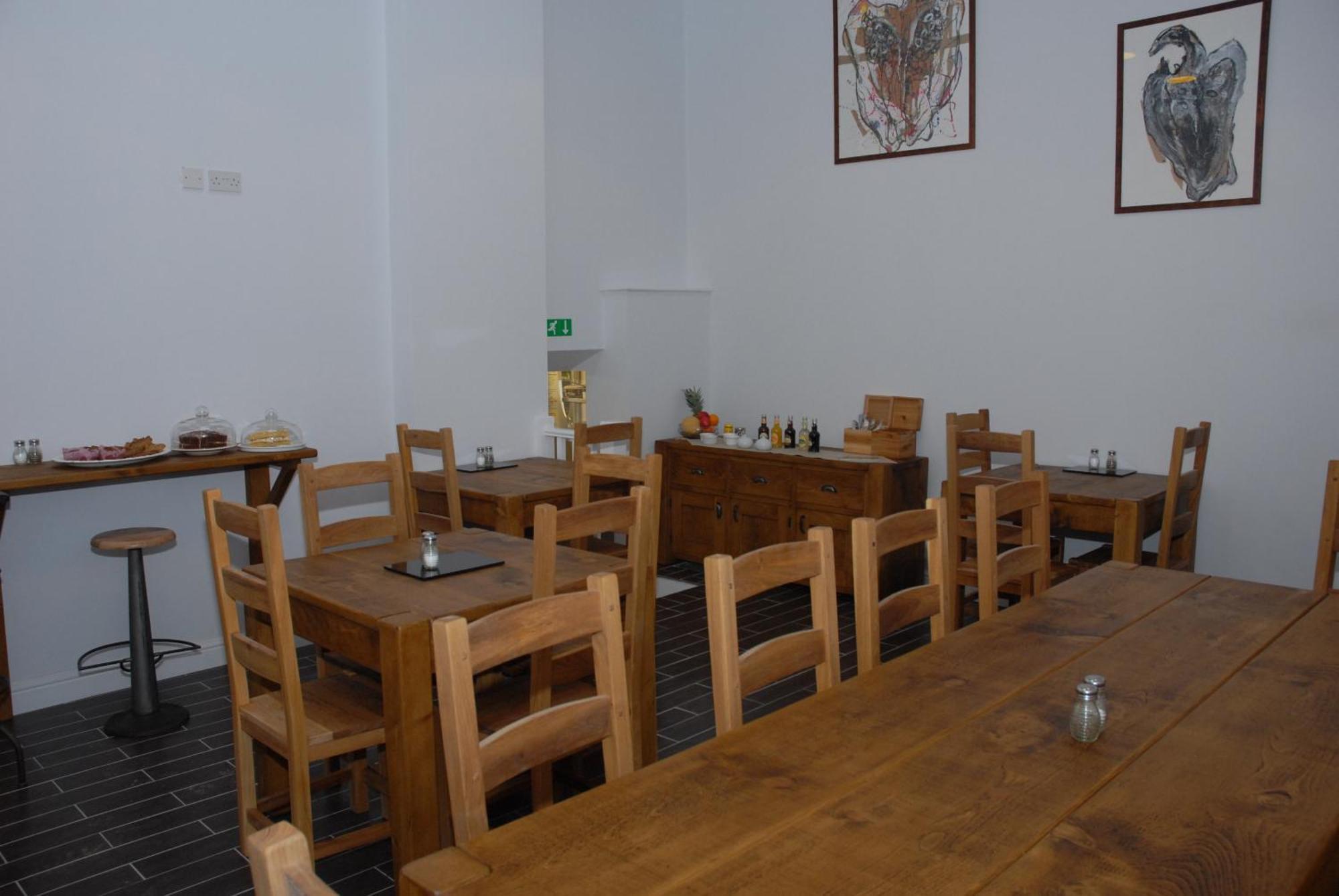 Rushop Hall Castleton  Room photo